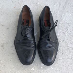 A. Testoni cap toe oxford’s